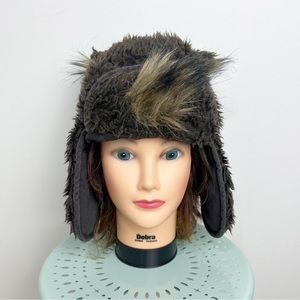 Hollister Bear Faux Fur Trapper Winter Hat One Size Unisex in Dark Brown